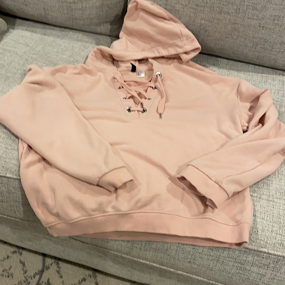 Soft peach (neutral) hooded sweatshirt